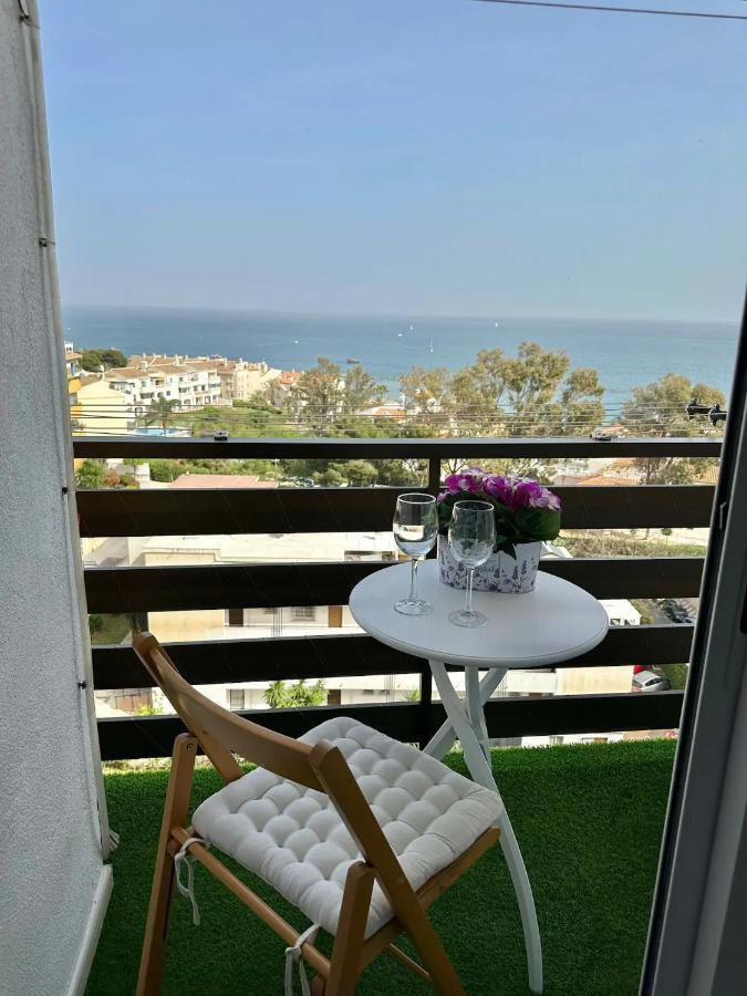 Estudio Turistico En Benalmadena A 200 Mts Del Mar Luaran gambar
