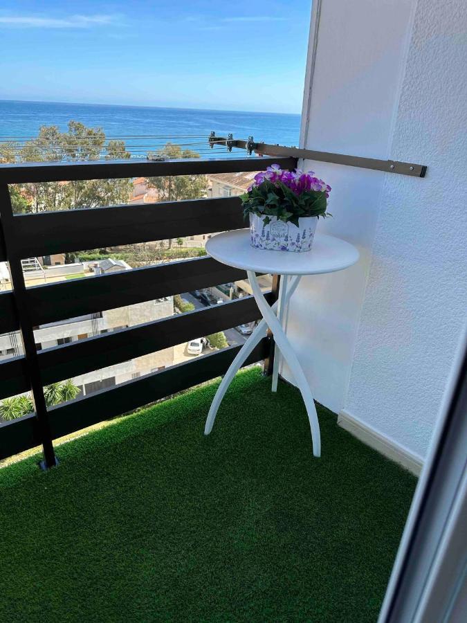 Estudio Turistico En Benalmadena A 200 Mts Del Mar Luaran gambar
