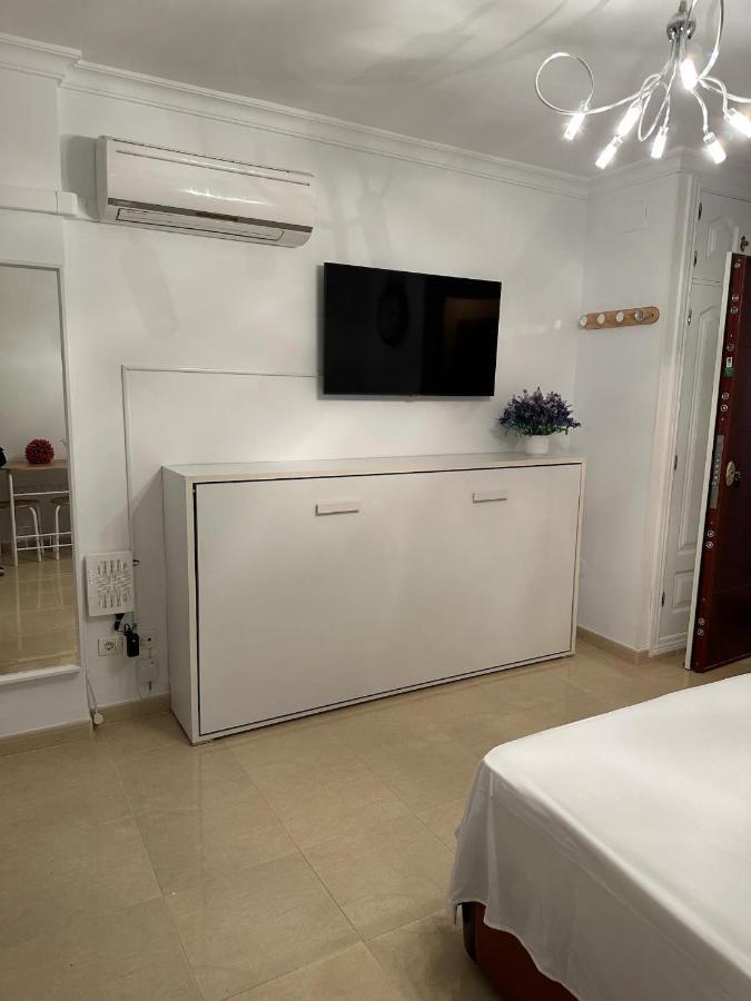 Estudio Turistico En Benalmadena A 200 Mts Del Mar Luaran gambar
