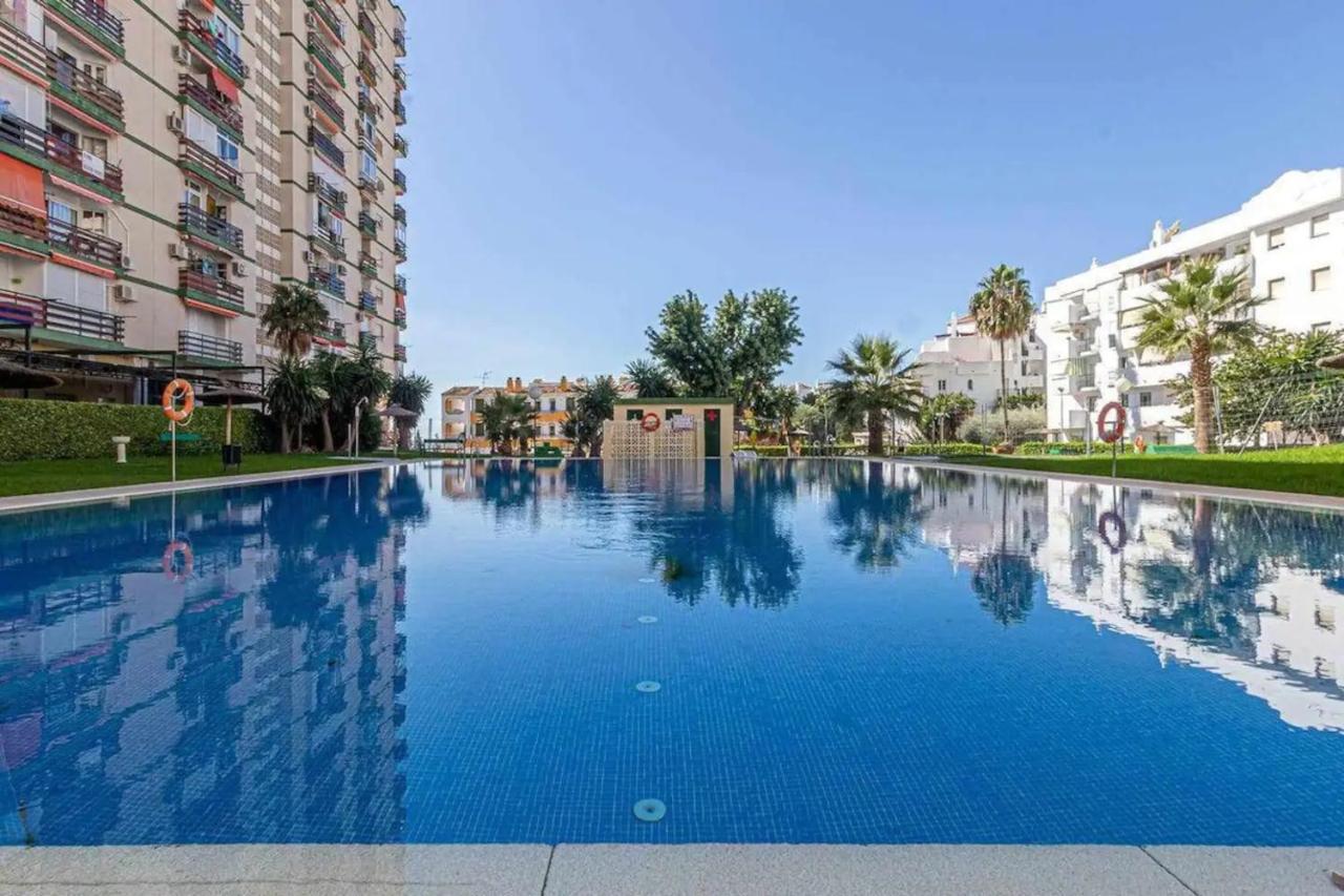 Estudio Turistico En Benalmadena A 200 Mts Del Mar Luaran gambar