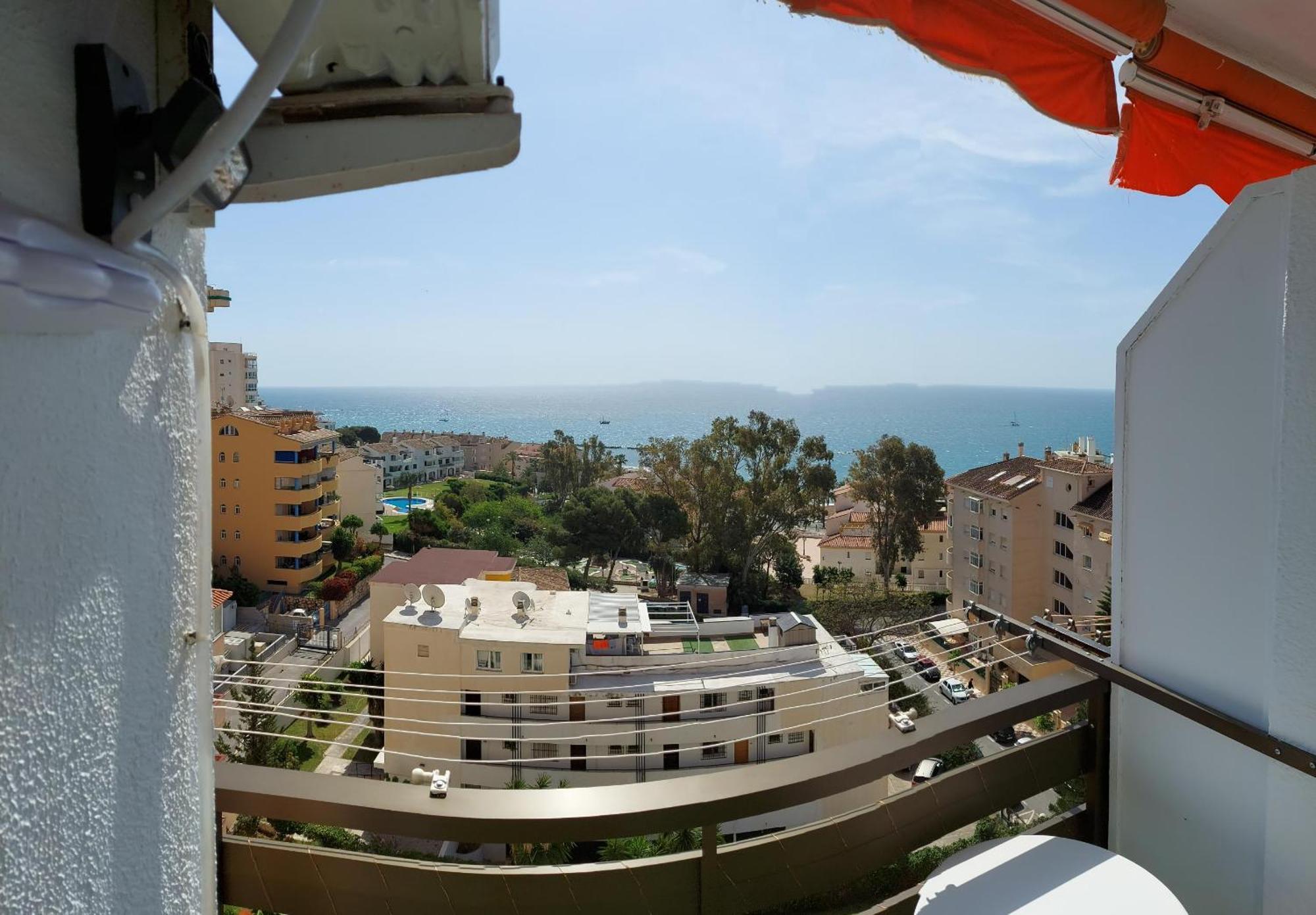 Estudio Turistico En Benalmadena A 200 Mts Del Mar Luaran gambar