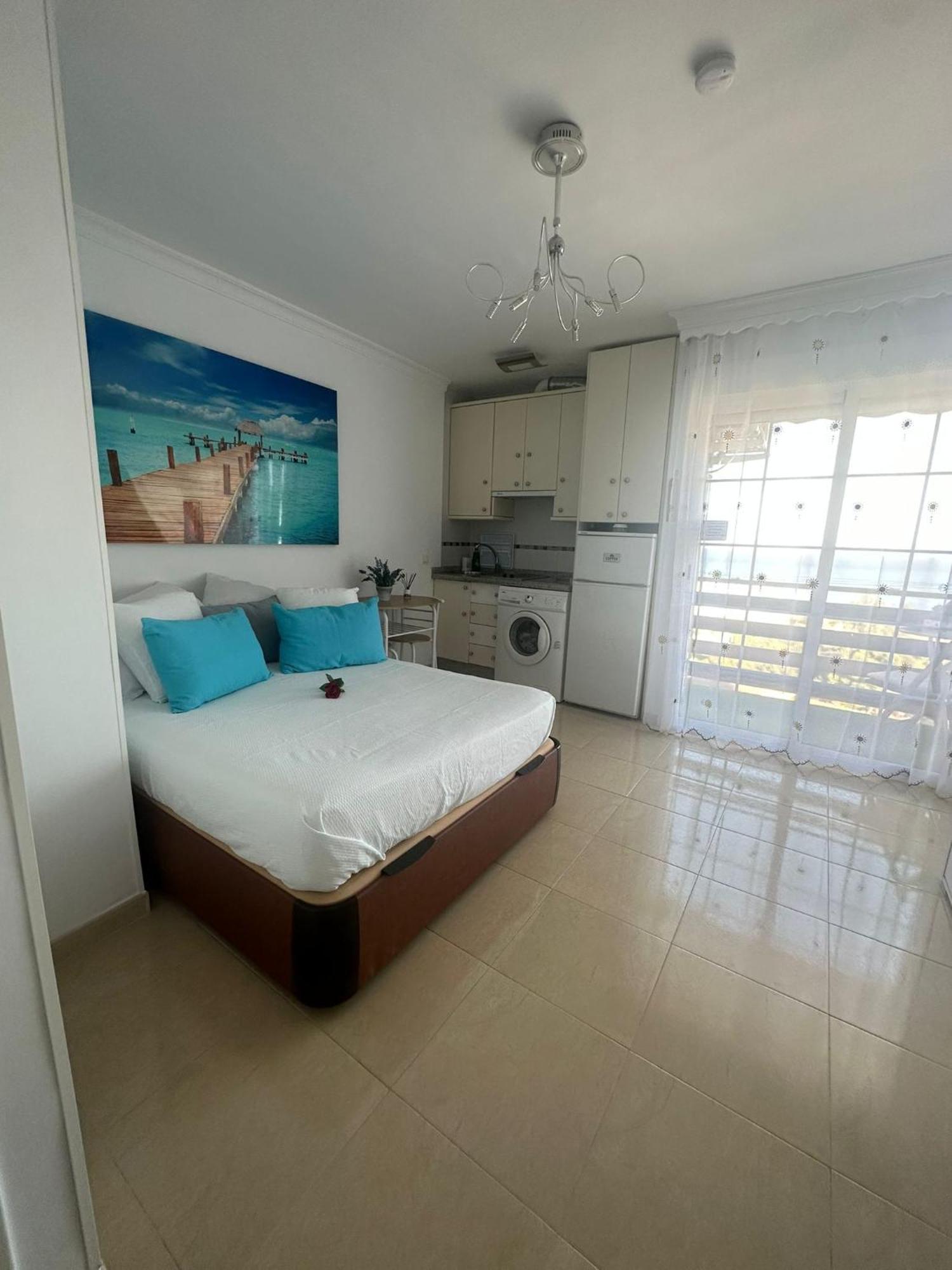 Estudio Turistico En Benalmadena A 200 Mts Del Mar Luaran gambar